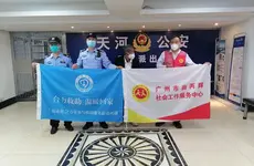 历经磨难！流浪40年的古稀老人，最终踏上了返程的列车！